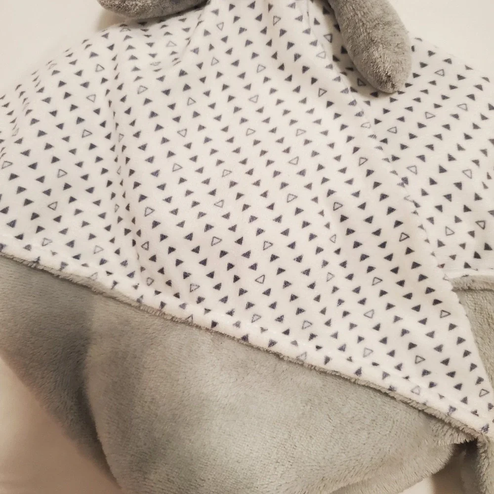 Carter's Just One You Gray Elephant Triangles Lovey Security Blanket Super Soft
